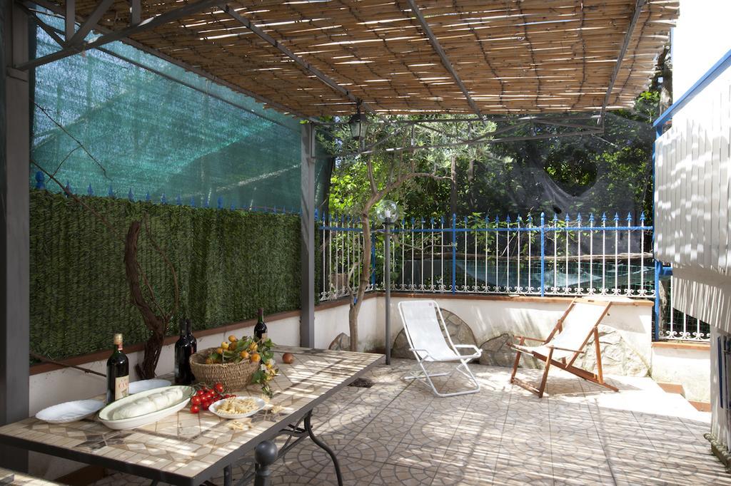 Appartamento La Polesana Sorrento Esterno foto