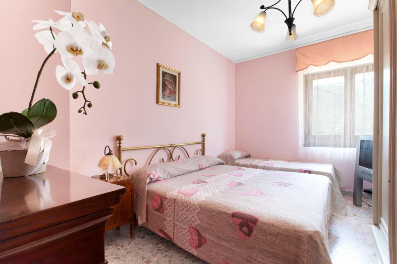 Appartamento La Polesana Sorrento Esterno foto